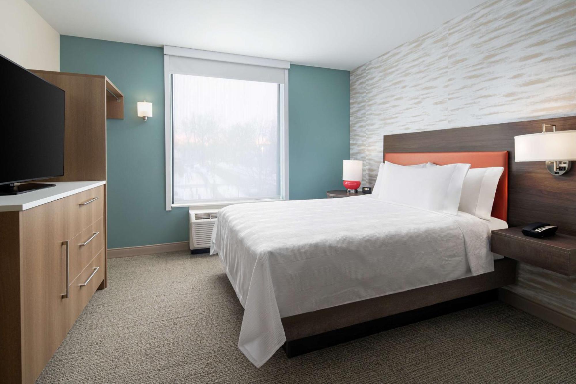 Home2 Suites By Hilton Des Moines At Drake University Exteriér fotografie